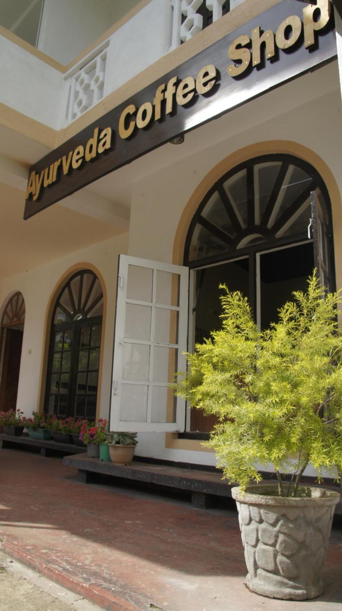 Suriya Guest Hotel Nuwara Eliya Kültér fotó