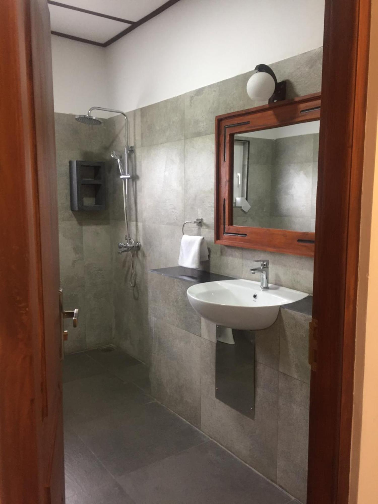 Suriya Guest Hotel Nuwara Eliya Kültér fotó