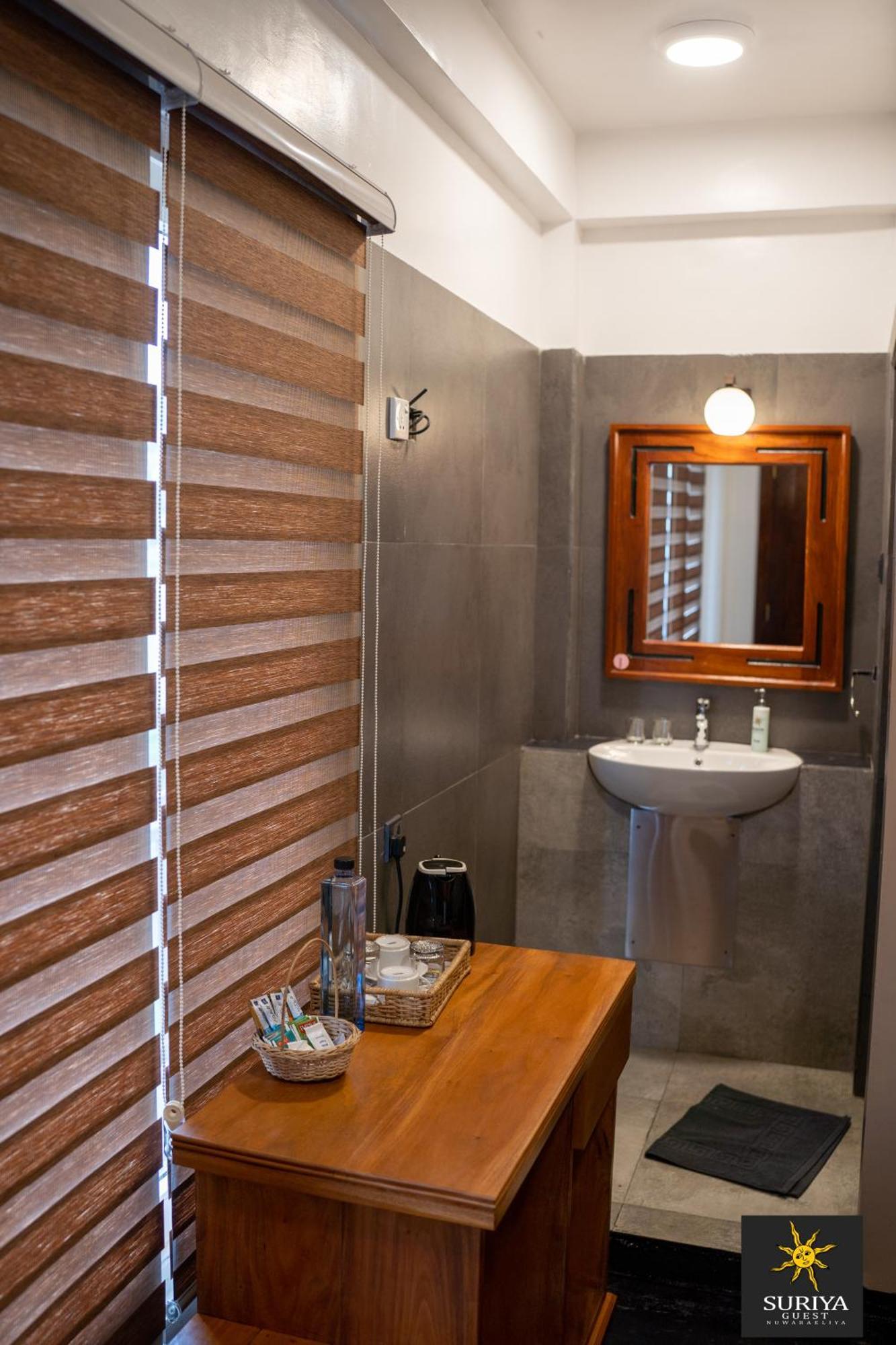 Suriya Guest Hotel Nuwara Eliya Kültér fotó